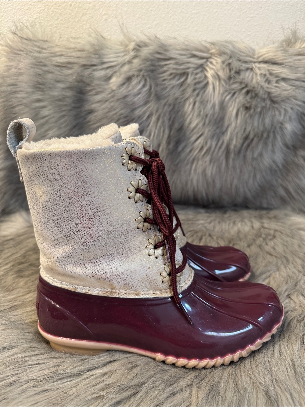 Jack Rogers Women's Burgundy and Cream Lace-Up Winter Duck Boots Size 6